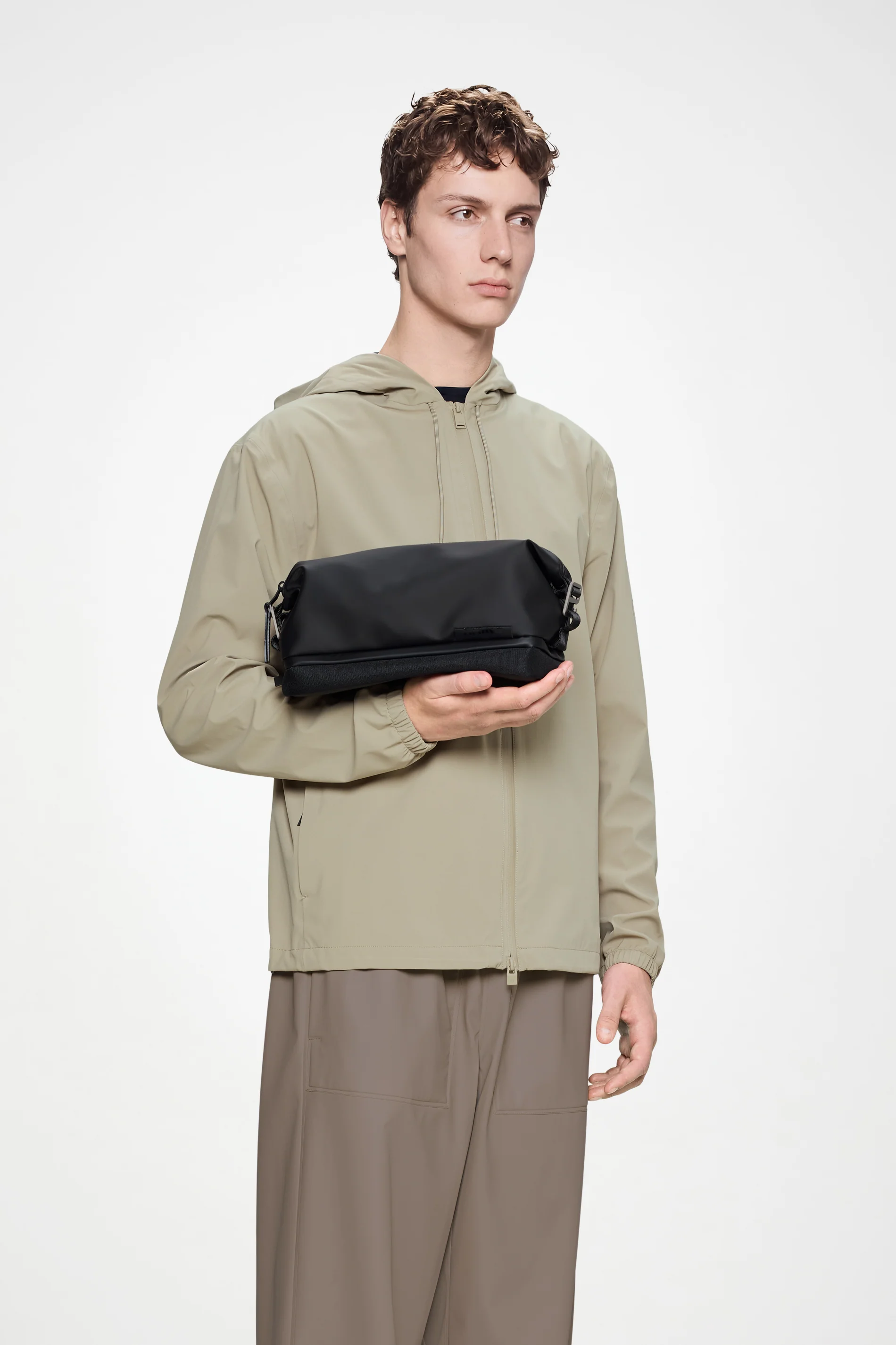 Otaru Wash Bag - Image 9