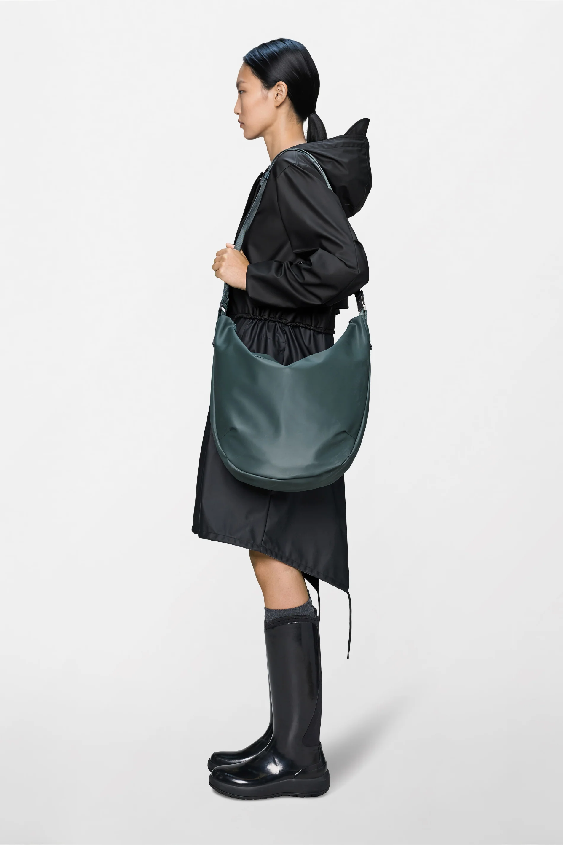 Valera Shoulder Bag Large - Image 9