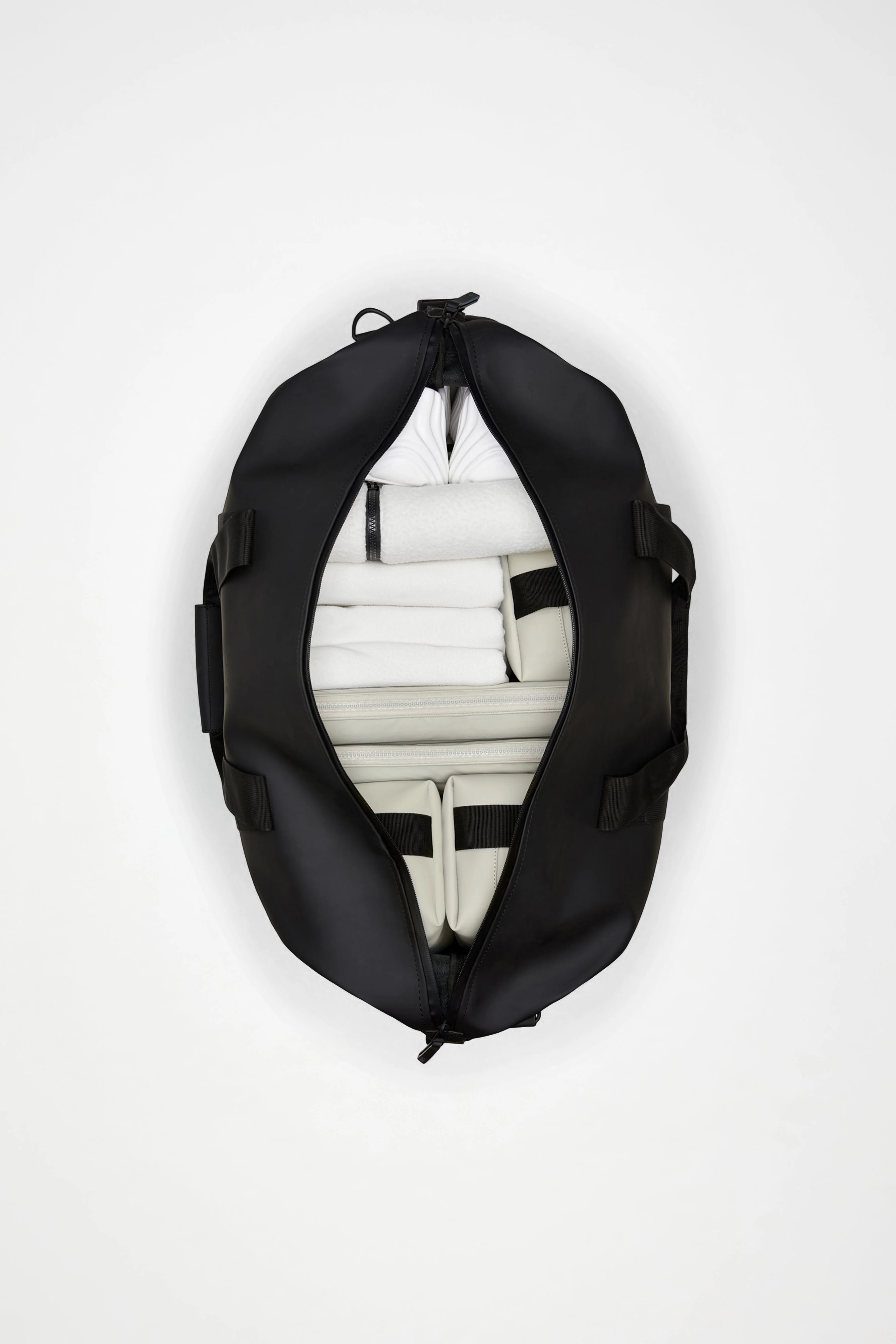 Hilo Weekend Bag - Image 29